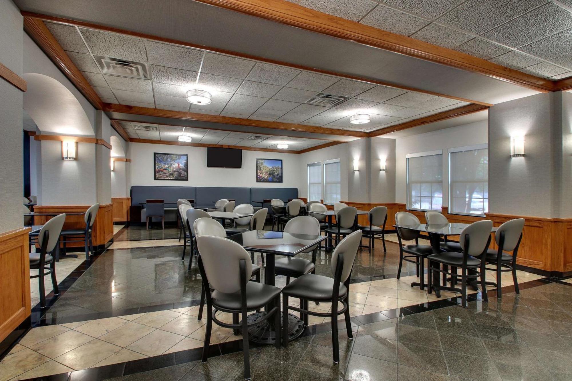 Drury Inn & Suites San Antonio Northwest Medical Center Екстер'єр фото